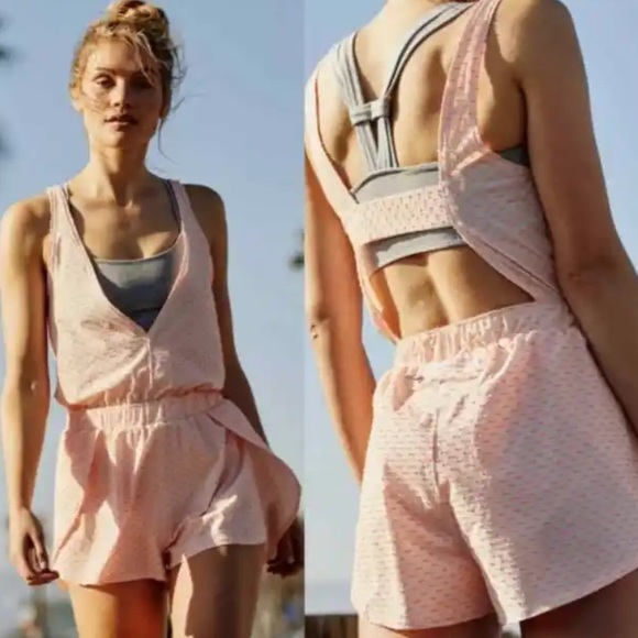 Free People Jog it Off Onesie M - Picture 10 of 10